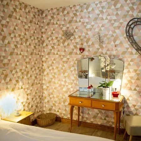 Le Domaine D Helant Bed & Breakfast